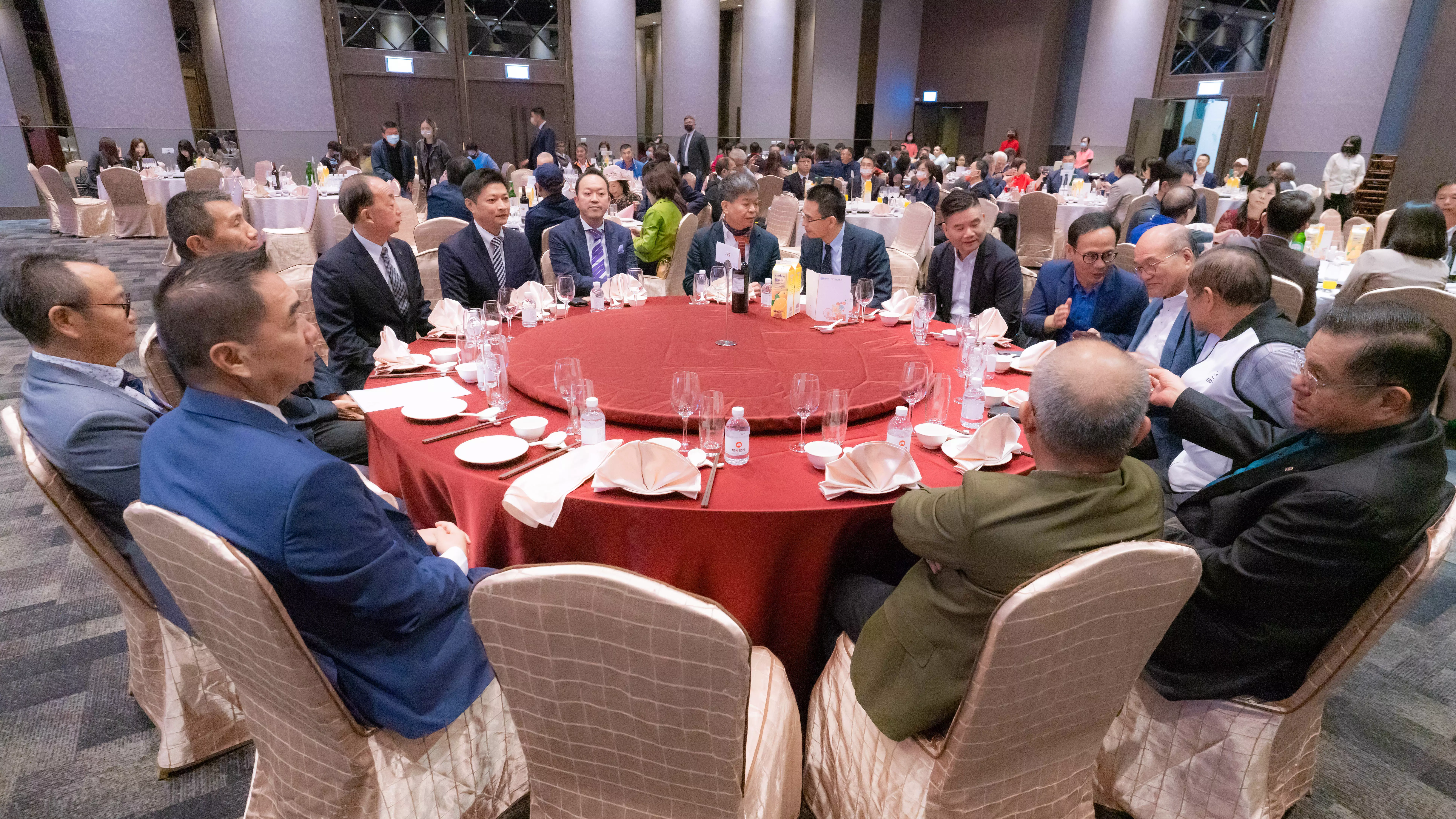 展裕后寶段建築團隊簽約記者會